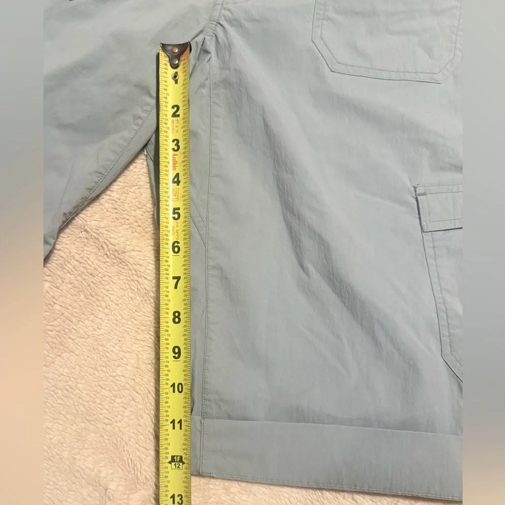 EUC Arc’teryx Light Women's Cargo Shorts - size 6 - Picture 2 of 10